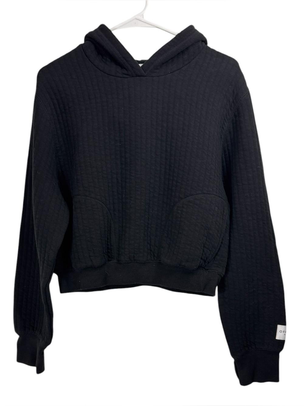 Offline by Aerie Size Medium Black Cropped Quilted Pullover Hoodie Sweatshirt